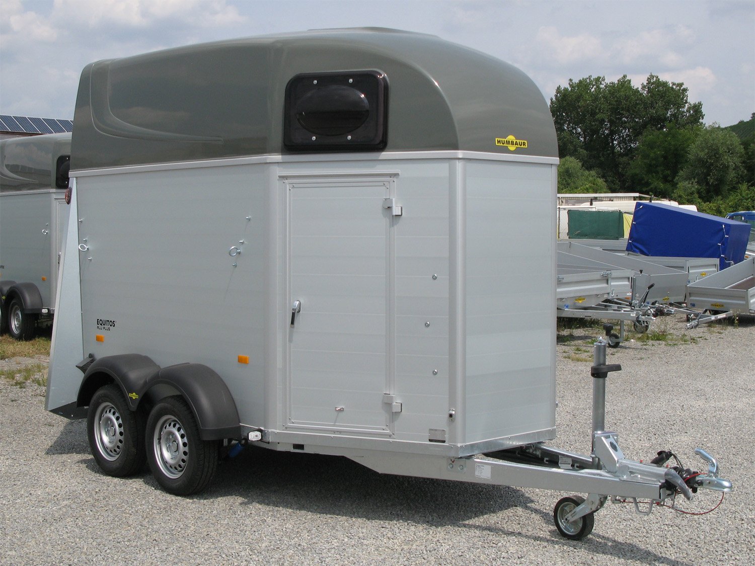 hu7621_humbaur_equitos_alu_2000_2GNYV4ZEe5FVqD.jpg Humbaur Equitos Alu 2000 Alu BiComp-Boden 21mm | 100 km/h Reifen – Bild 1