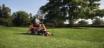 Husqvarna Profi-Frontmäher R 214TC inkl. Mähdeck Combi 94 – Modell 2023 – Bild 4